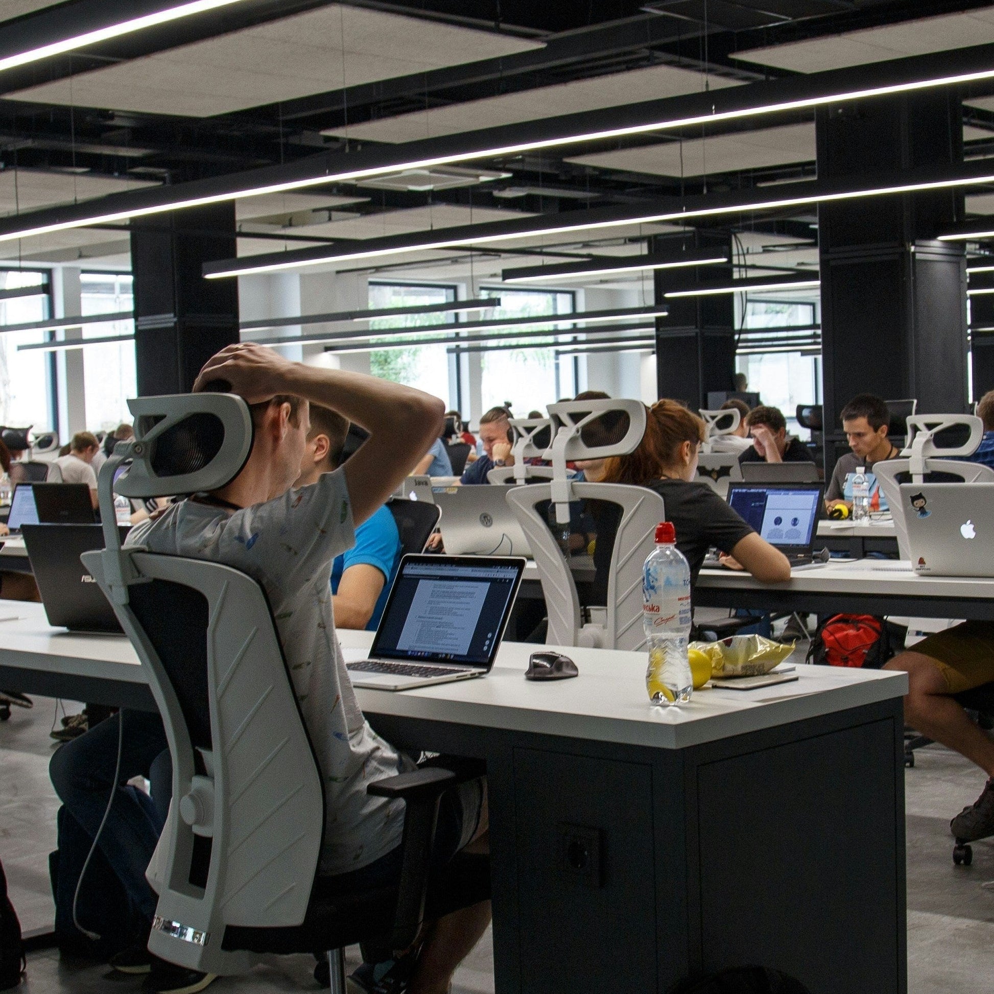 Soporte y Optimización Continua de Inteligencia Artificial Empresarial